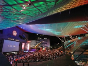 Kapılarını Açan Perde: Busan Film Festivali'nin Büyüleyici Dünyası